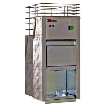 Професійна соковижималка, TM "Zumex" ZumoNat C-40 прес для гранатів та грейпфрутів Професійна соковижималка, TM "Zumex" ZumoNat C-40 прес для гранатів та грейпфрутів